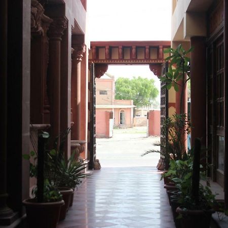 Hotel Desert Winds Bikaner Bagian luar foto